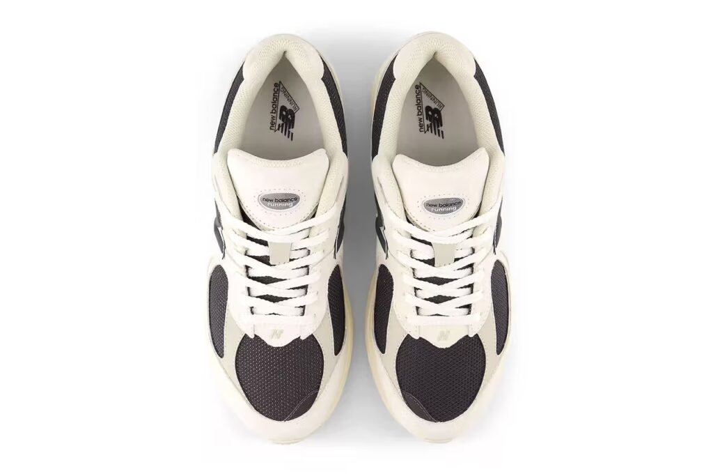 New Balance 2002R
