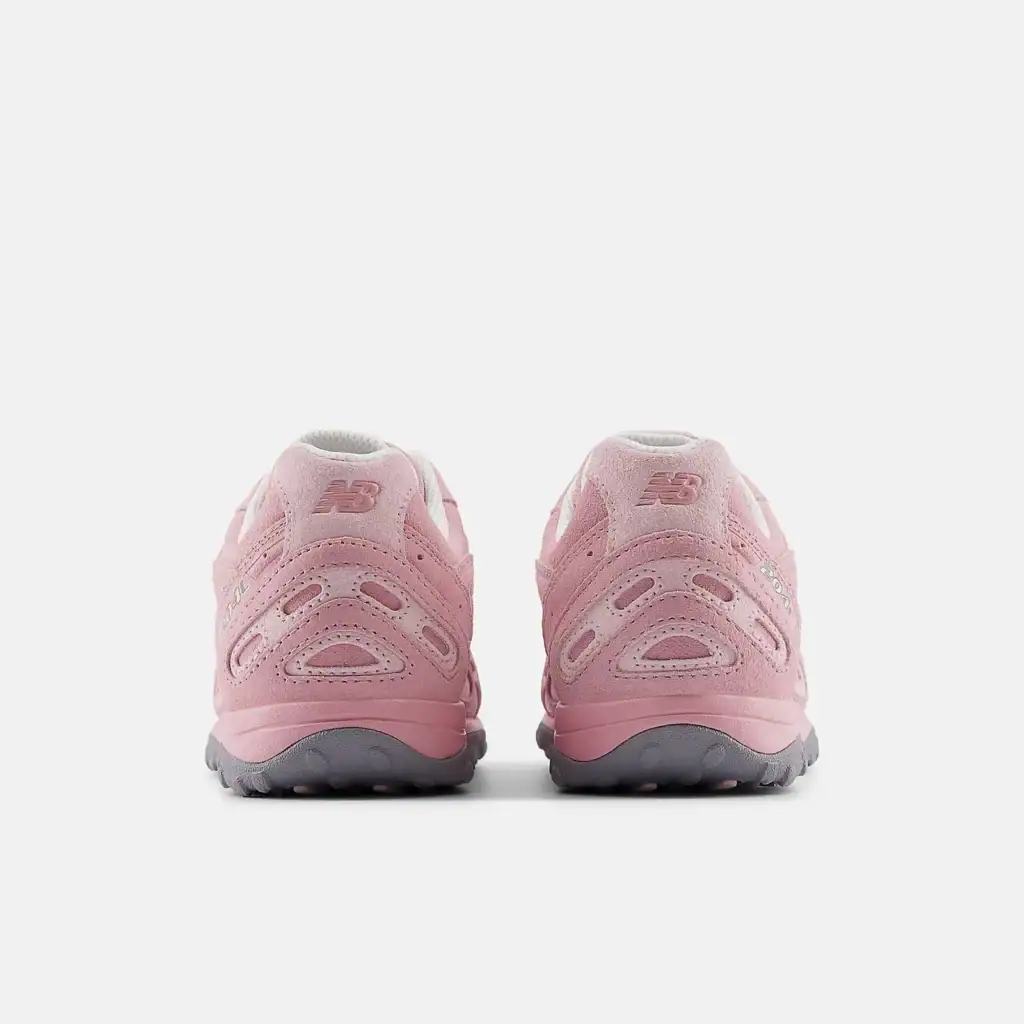 New Balance - 204L - Pink Taffy mit Rose Sugar
