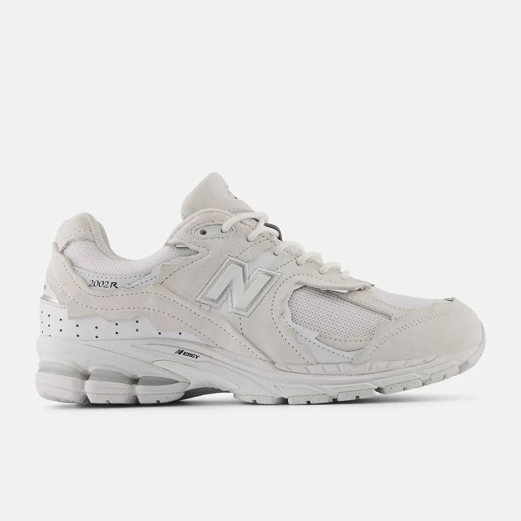 New Balance 2002R